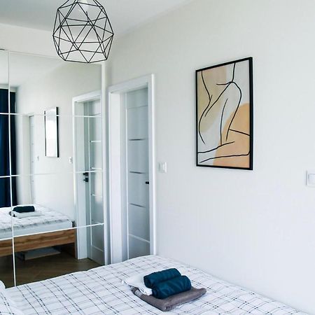 Nowoczesny Apartament Z Widokiem Na Jezioro Хажуковы Экстерьер фото